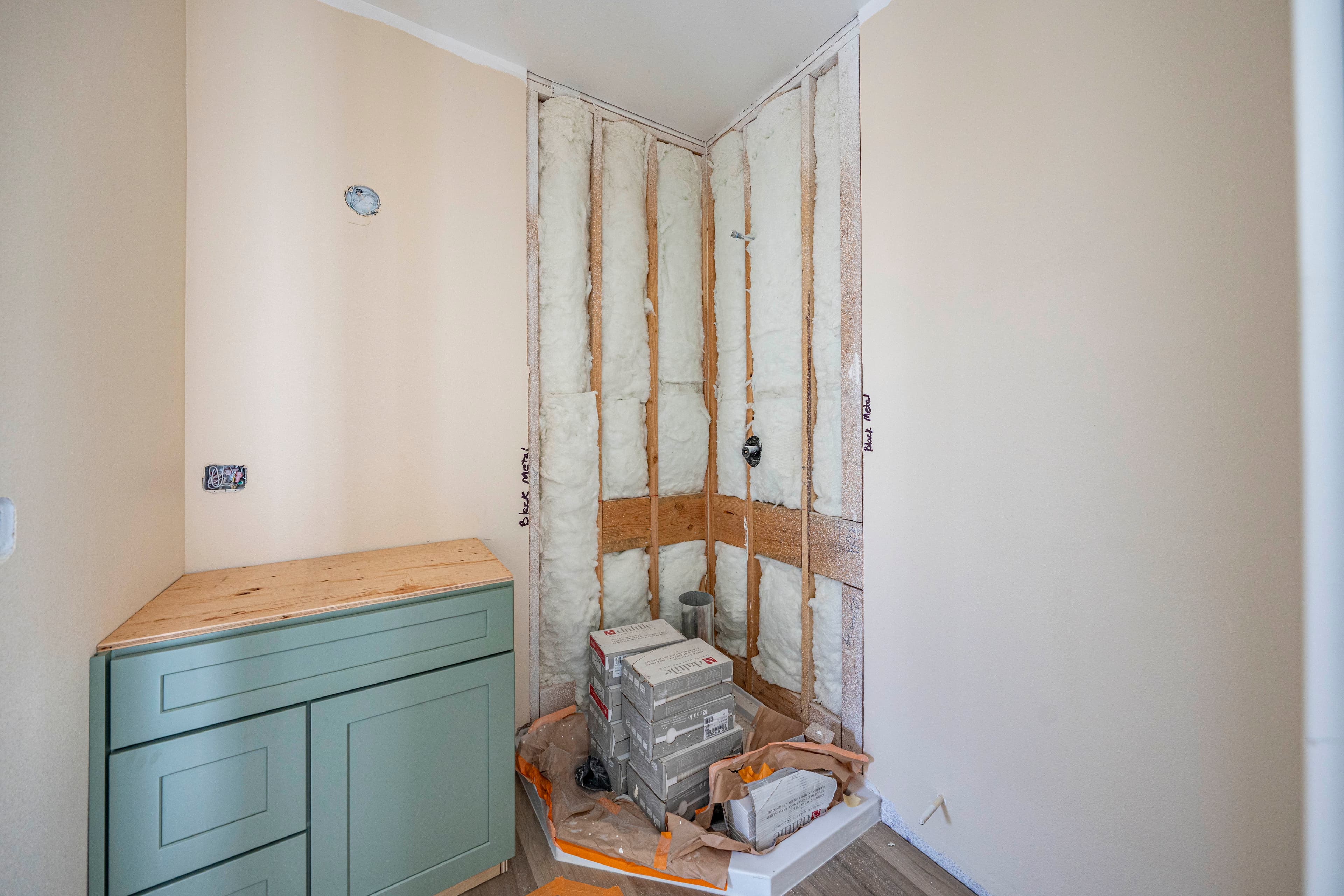 Cabinets & Countertops