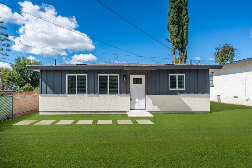 Thumbnail image of a property